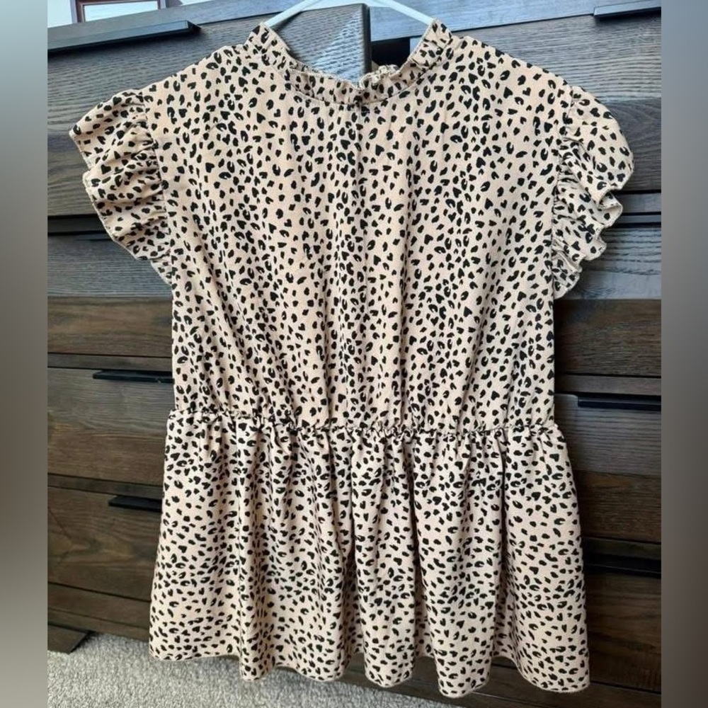 Leopard Print Ruffle Sleeve Top